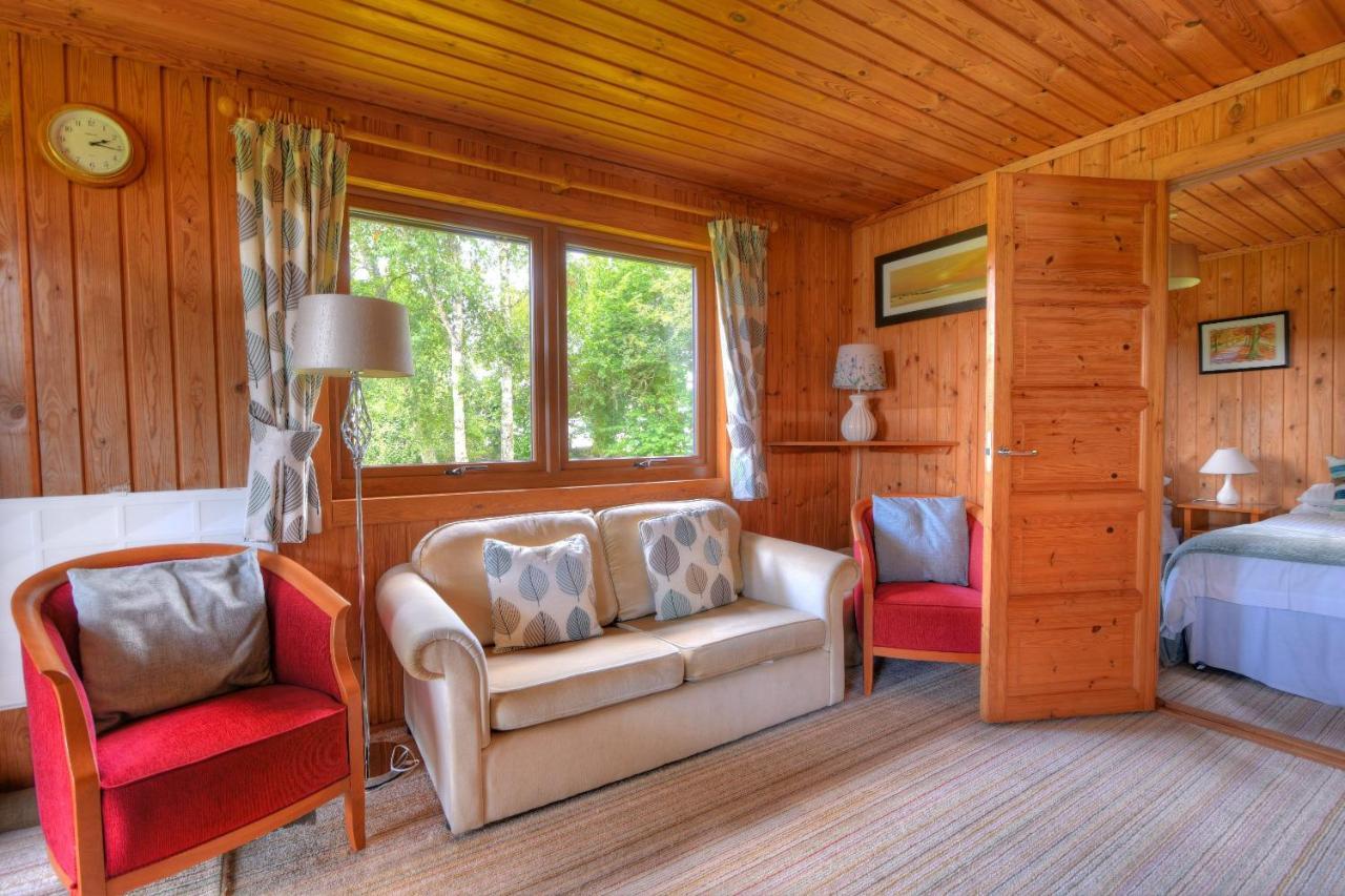 Вилла 4 Pinewood Retreat Лайм-Реджис Экстерьер фото